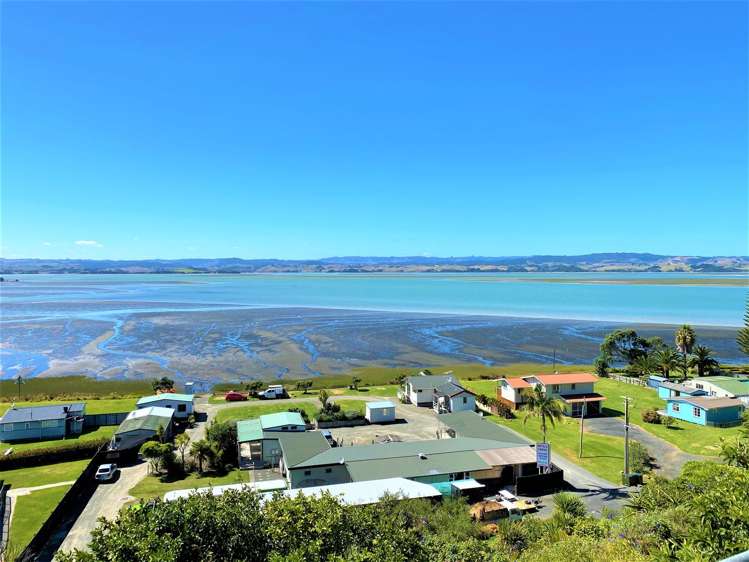 84 Wasley Lane Kawhia_5