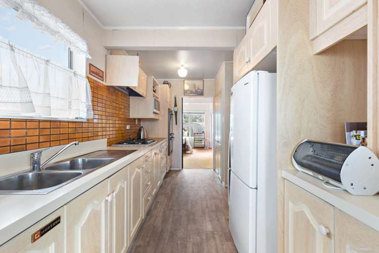 2/9 Queens Parade Devonport_15