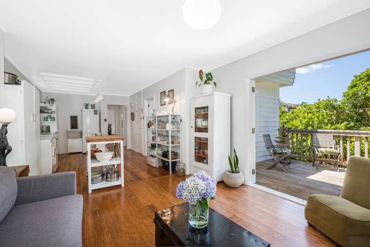 63 Airlie Road Plimmerton_13