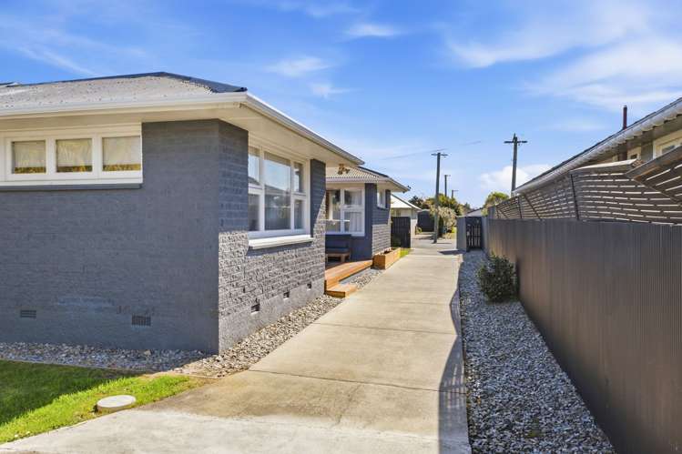 10 Torquay Place Bryndwr_33