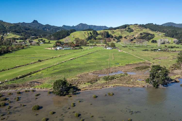 1733 Manaia Rd SH25_5