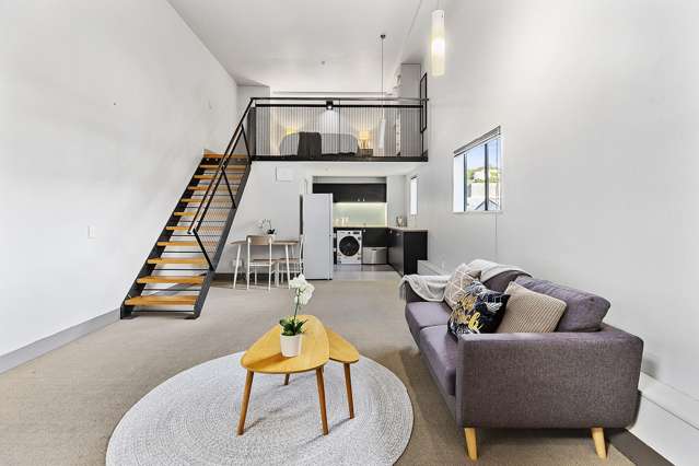 42/29 Webb Street Mount Cook_3