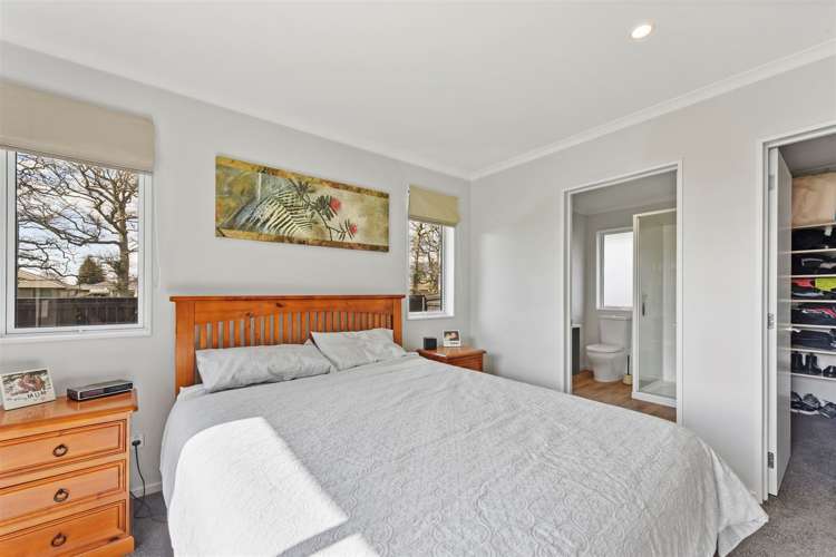 15 Oakdale Grove Richmond_10