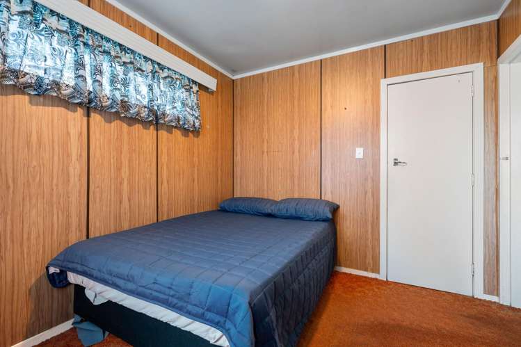 18 Sandra Avenue Otara_3