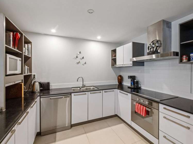 0A4/29 Maunganui Road 11229_12