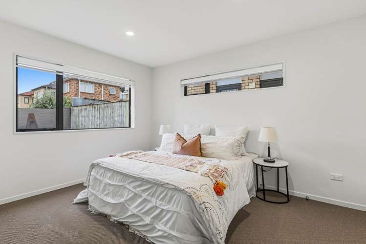 31 Agapanthus Place Flat Bush_10