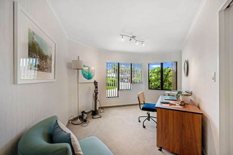 10 Bishops Close Greenmeadows_26