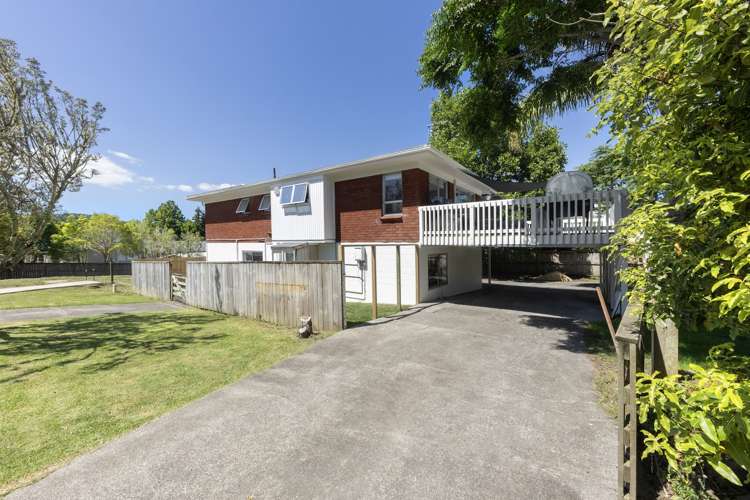 37 Maude Street Riverhead_12