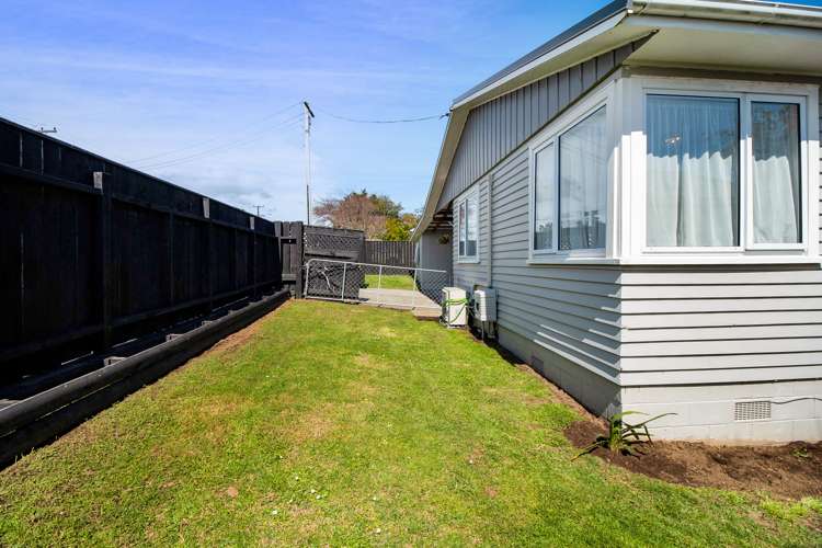 162 Seaview Road Westown_43