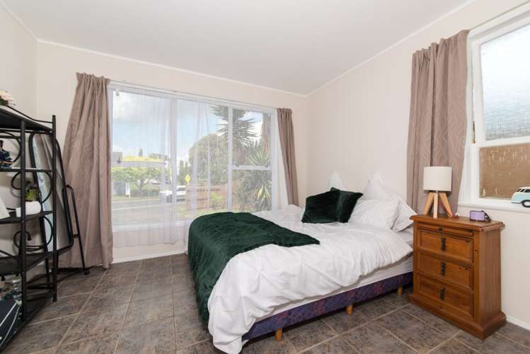 87 Gossamer Drive Pakuranga Heights_11