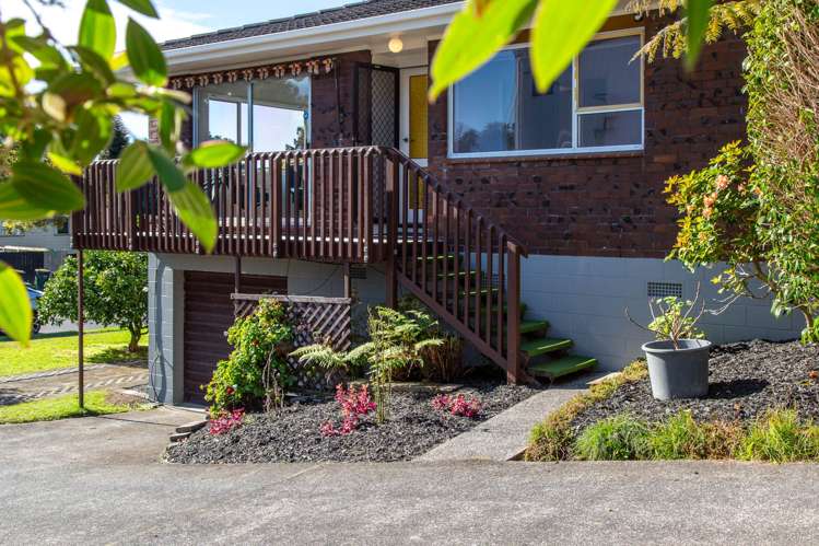1/4 Celina Place Browns Bay_10