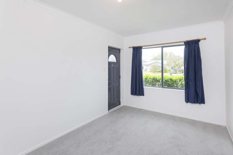 89 Potae Avenue Lytton West_14