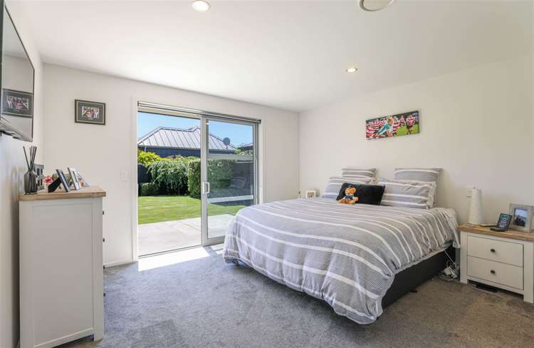 42 Charlesworth Drive Allenton_7