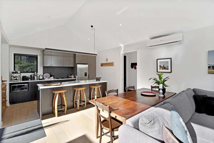 4 Kokako Lane Jacks Point_13