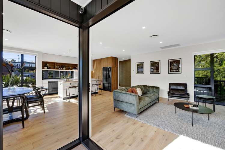 7 Mackillop Way Brooklands_11