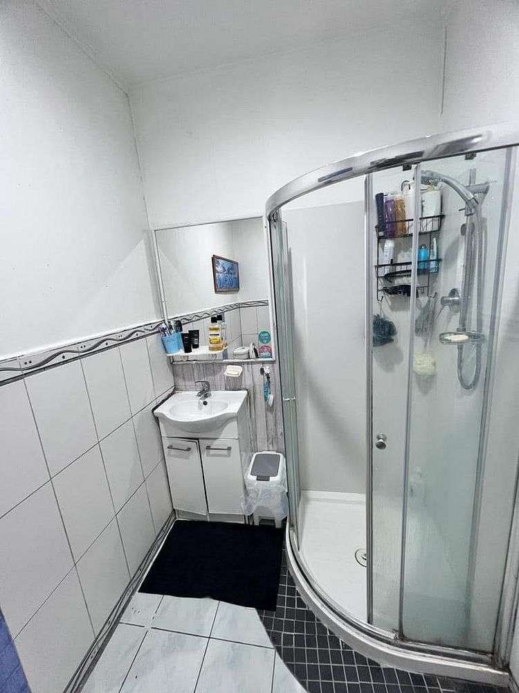 56 May Road Mount Roskill_2