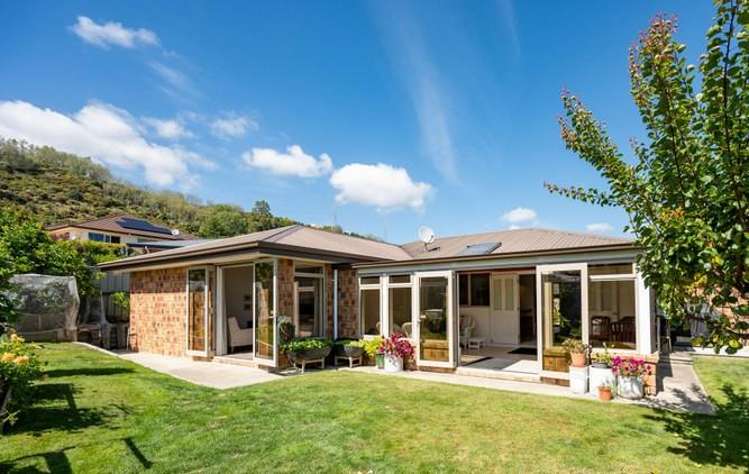 6 Hampshire Place Stoke_15