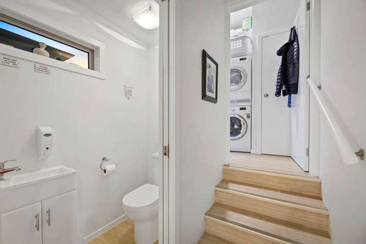 6 Cronin Place Beach Haven_19