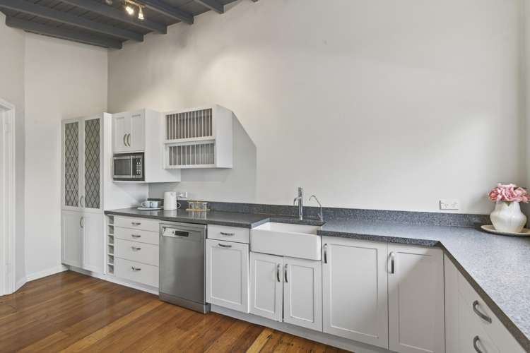 17A Carey Street Waitara_12