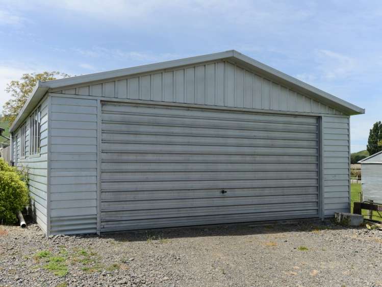 6 Kenderdine Road Elsthorpe_19