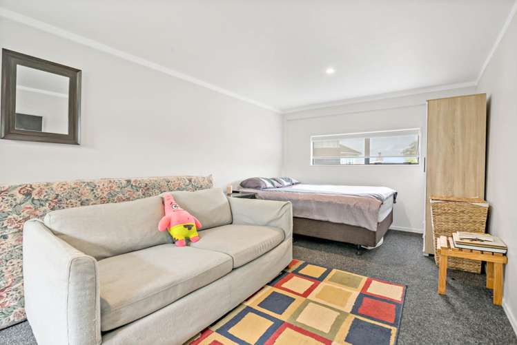 11 Khandallah Place New Windsor_16