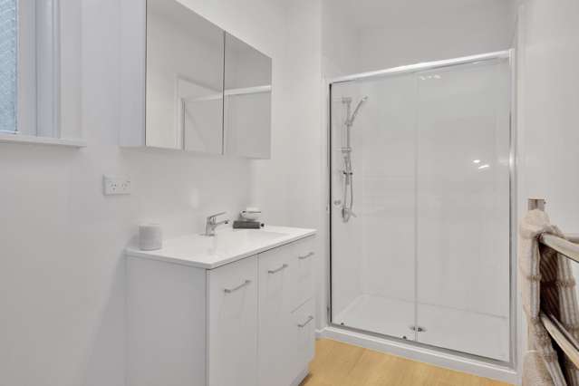 8 Garrison Street Carterton_4