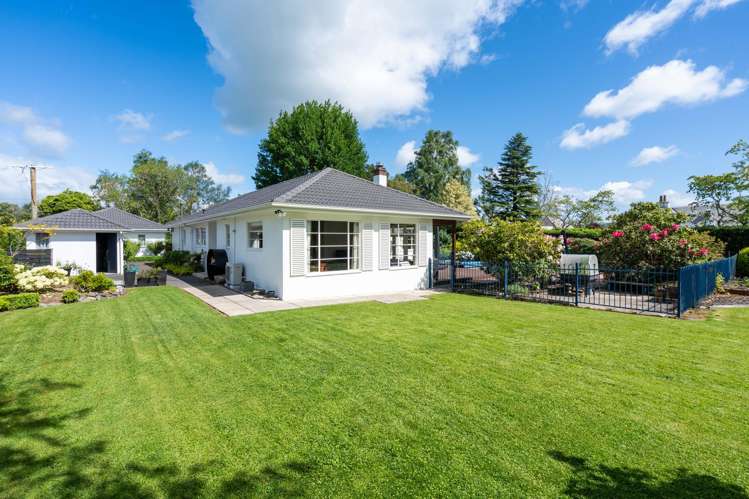 7 Riccarton Road East Taieri_21