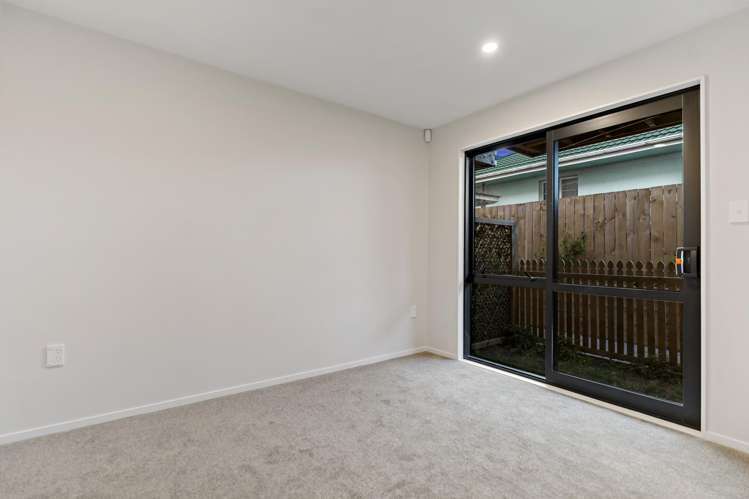 2/273 Mt Albert Road_3