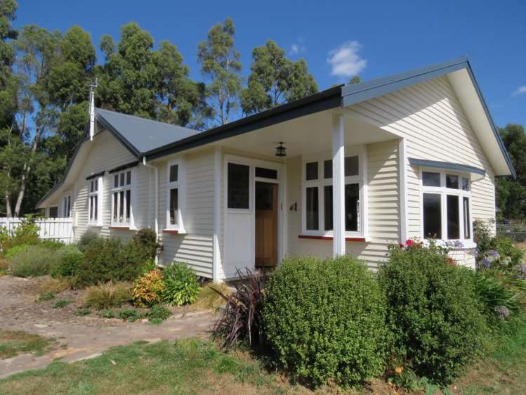 19 Station Road Loburn_22