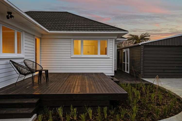 44 Campbell Street Leamington_17