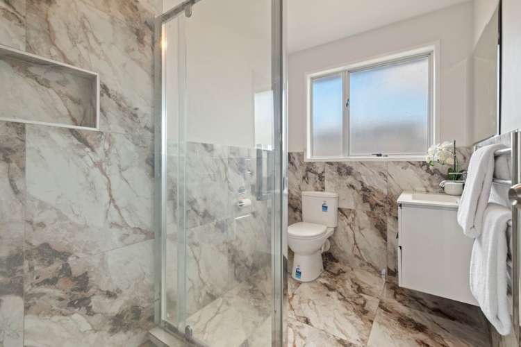 29 Sandrine Avenue Clover Park_9