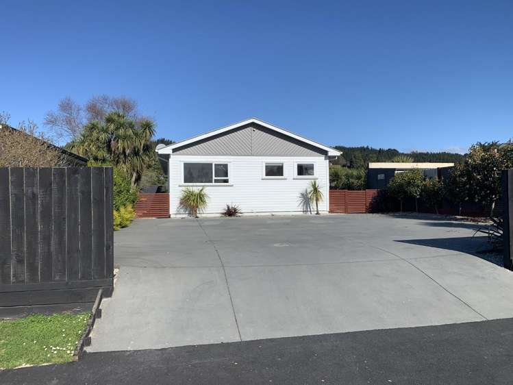 4 Soper Road 10288_0
