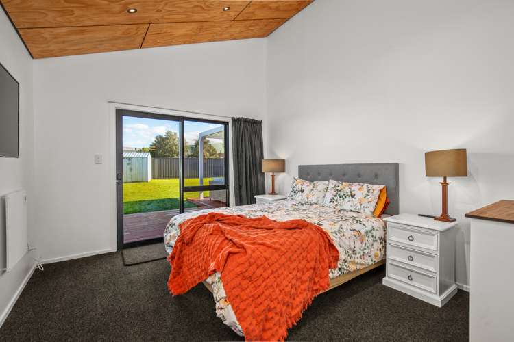 8 Don Place Alexandra_10