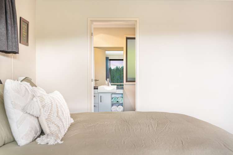 92 Taiapa Valley Road Muriwai_33