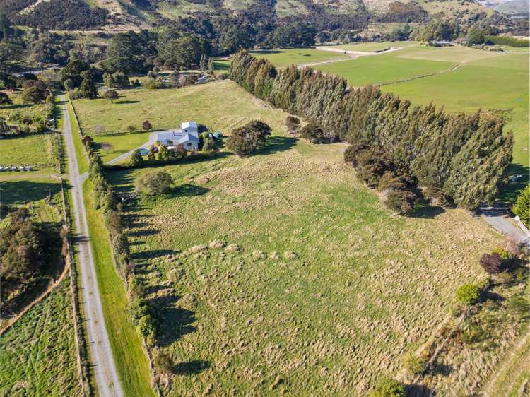 1827 State Highway 2 Tauwharenikau_32