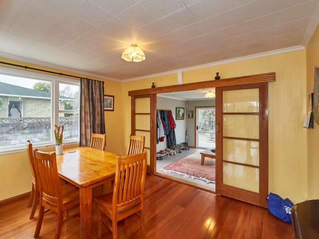 28 Henare Street West End_4