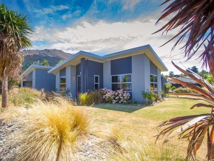 11 Hewson Crescent Lake Hawea_15