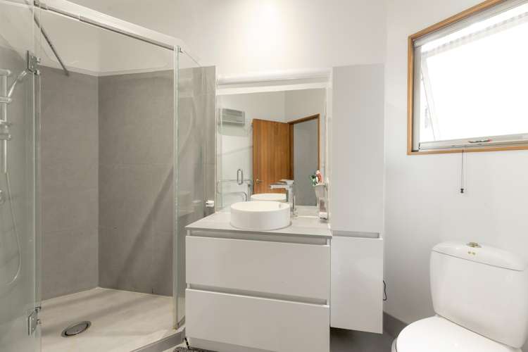 52 Penguin Drive Murrays Bay_20