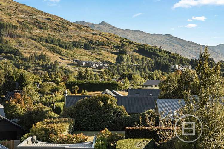 Residence 4/83 Atley Road Arthurs Point_6