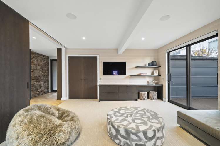 148 Glandovey Road Strowan_23