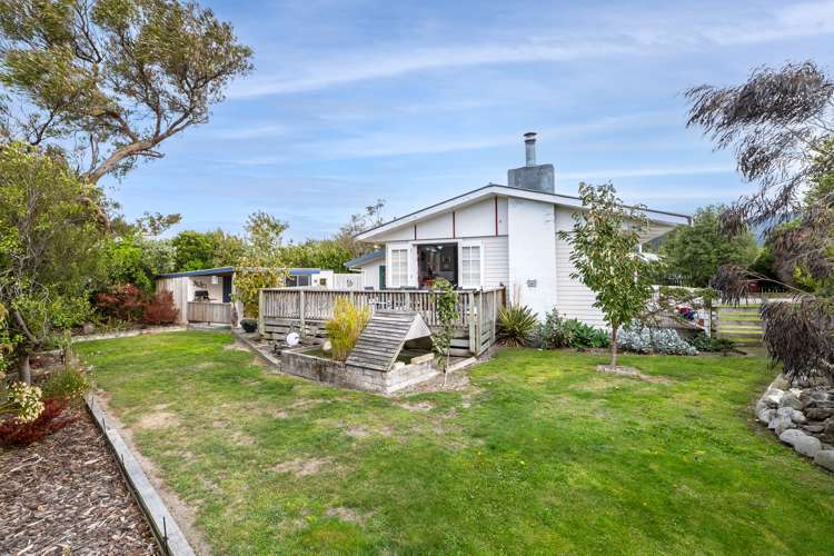 34 William Benton Street Featherston_19