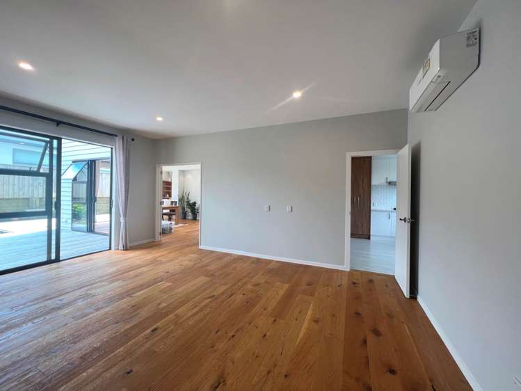 10 Byron Drury Way Riverhead_13