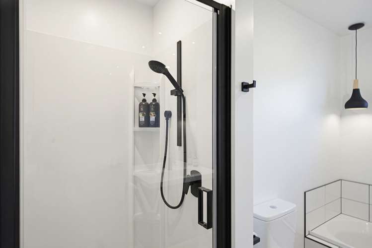 9 Camberley Road Richmond_18
