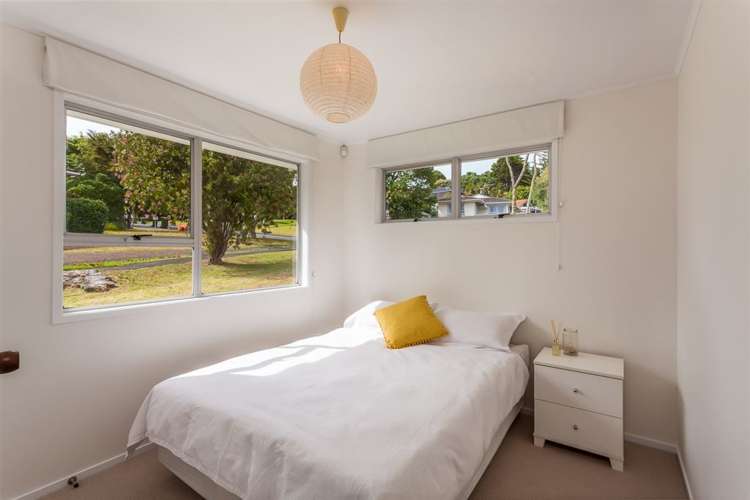 15 The Grove Titirangi_13