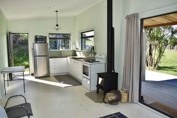 146 Strathnaver Drive Waikawa Beach_9