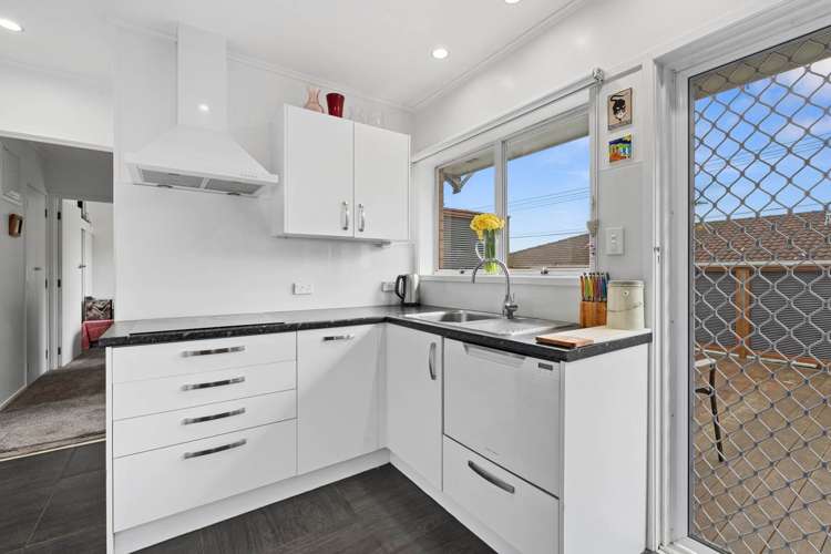 2/9 Roberts Avenue Bayswater_10