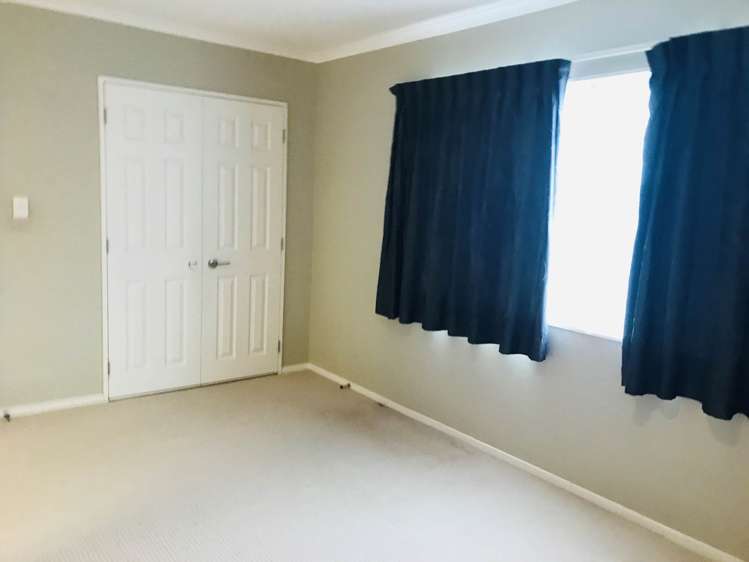 8 Beggs Way Flat Bush_12