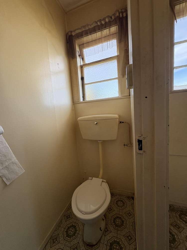 33 Renfrew Street Balclutha_22