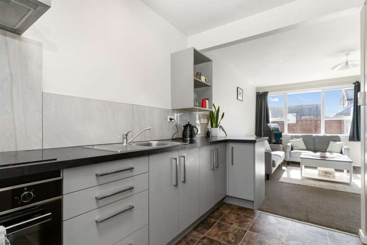 2/145 Champion Street Edgeware_11