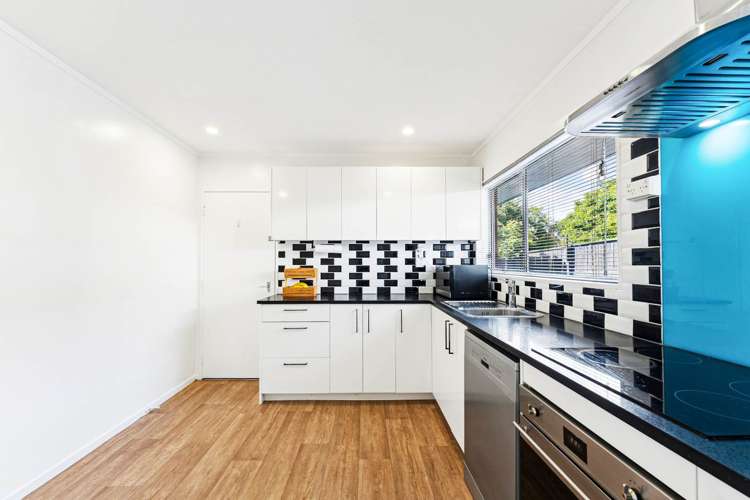 126B Barrack Road Mt Wellington_6